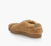 CASSIA SNEAKER