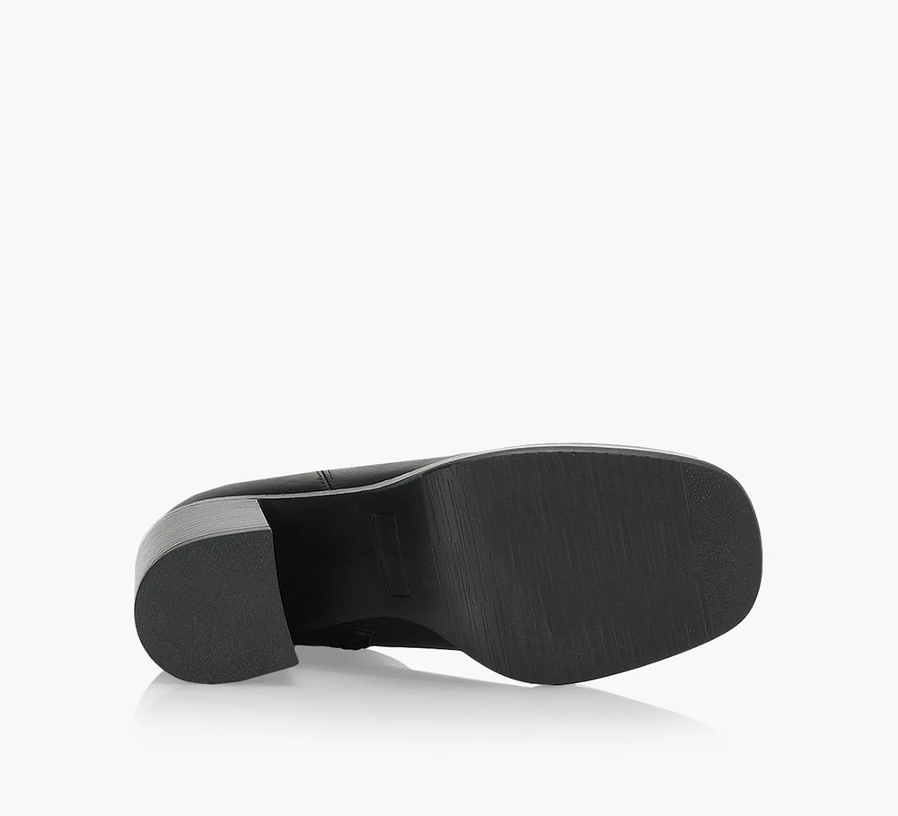 UMBER BOOT