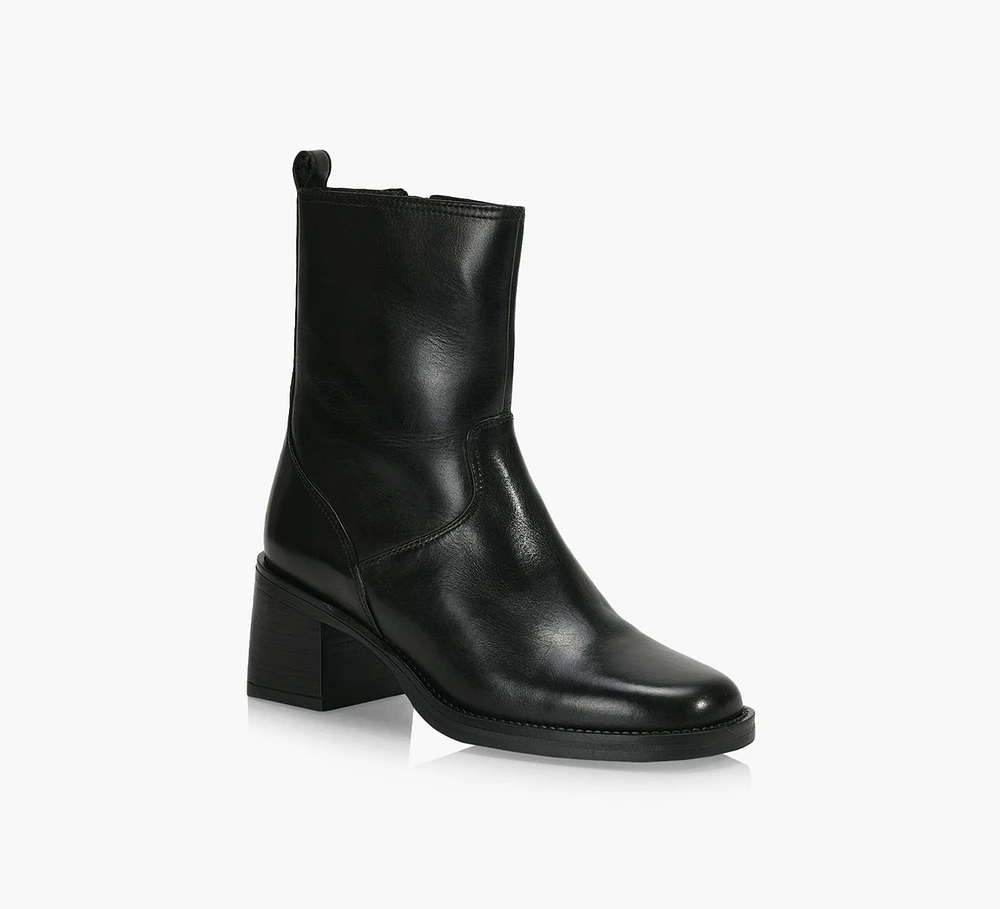 AVIAN BOOTIE