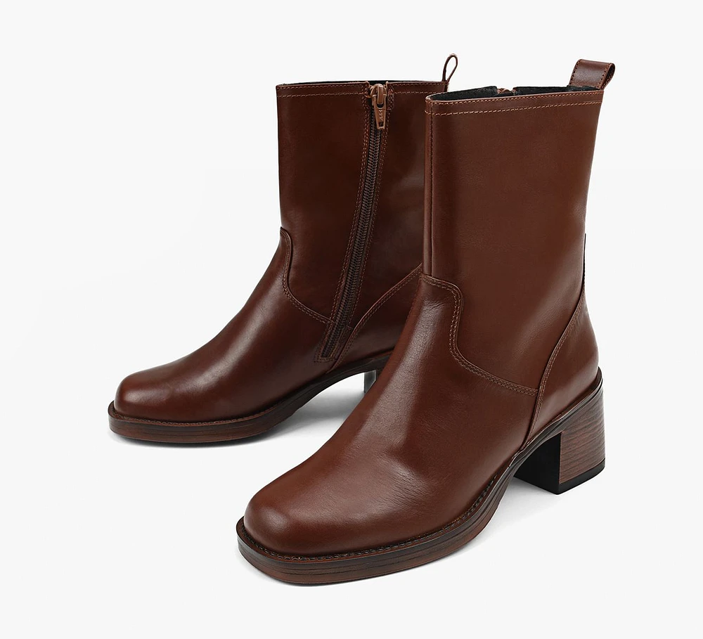 AVIAN BOOTIE
