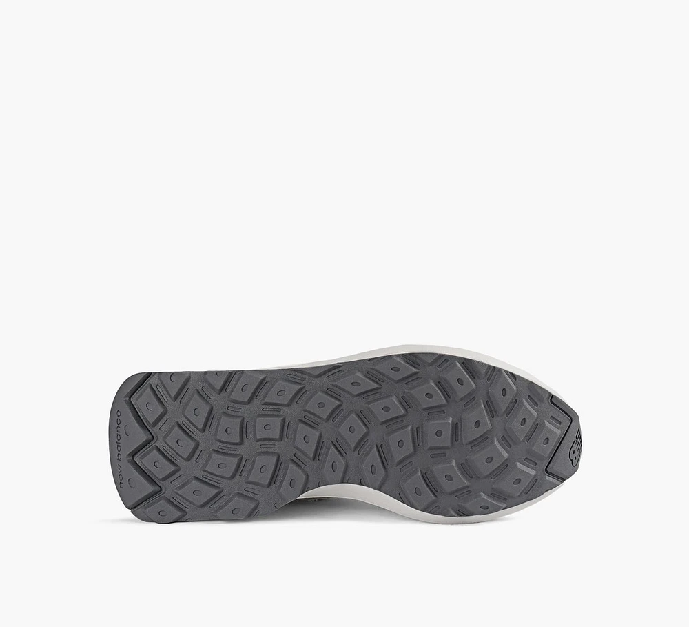 370