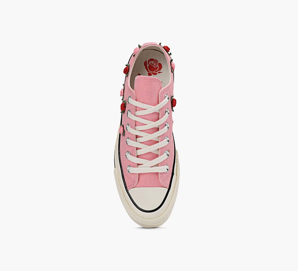 CHUCK 70 LOVE ME