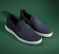 SOFT 7 M SLIP ON