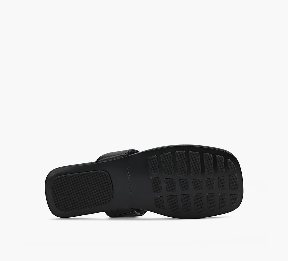 THE DUAL T SANDAL