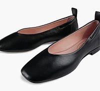 VIOLET FLAT