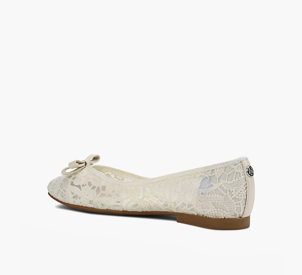 ZARIA LACE FLAT
