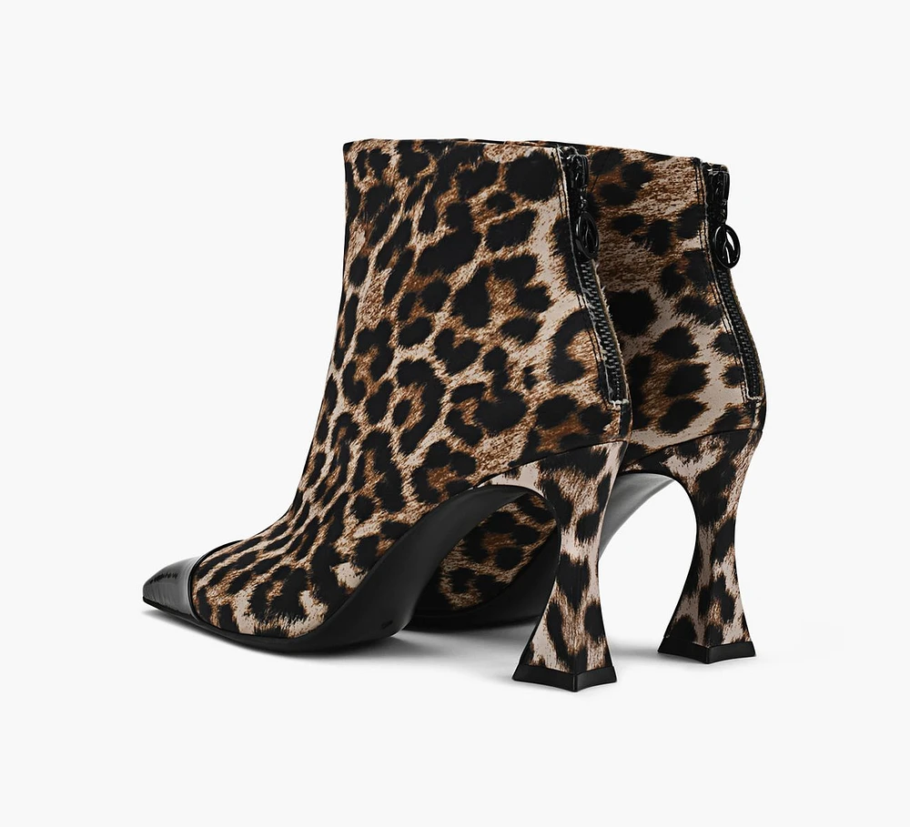 NORA BOOTIE