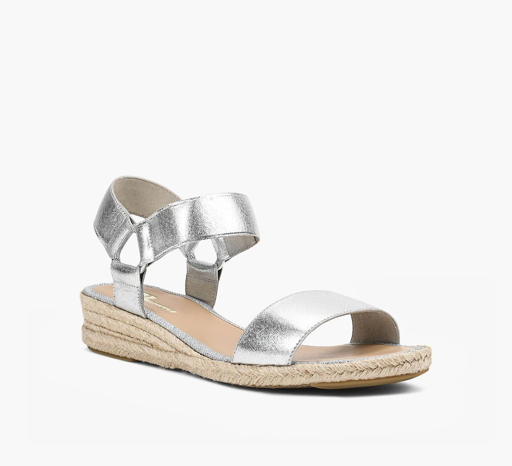 PEARL WEDGE SANDAL