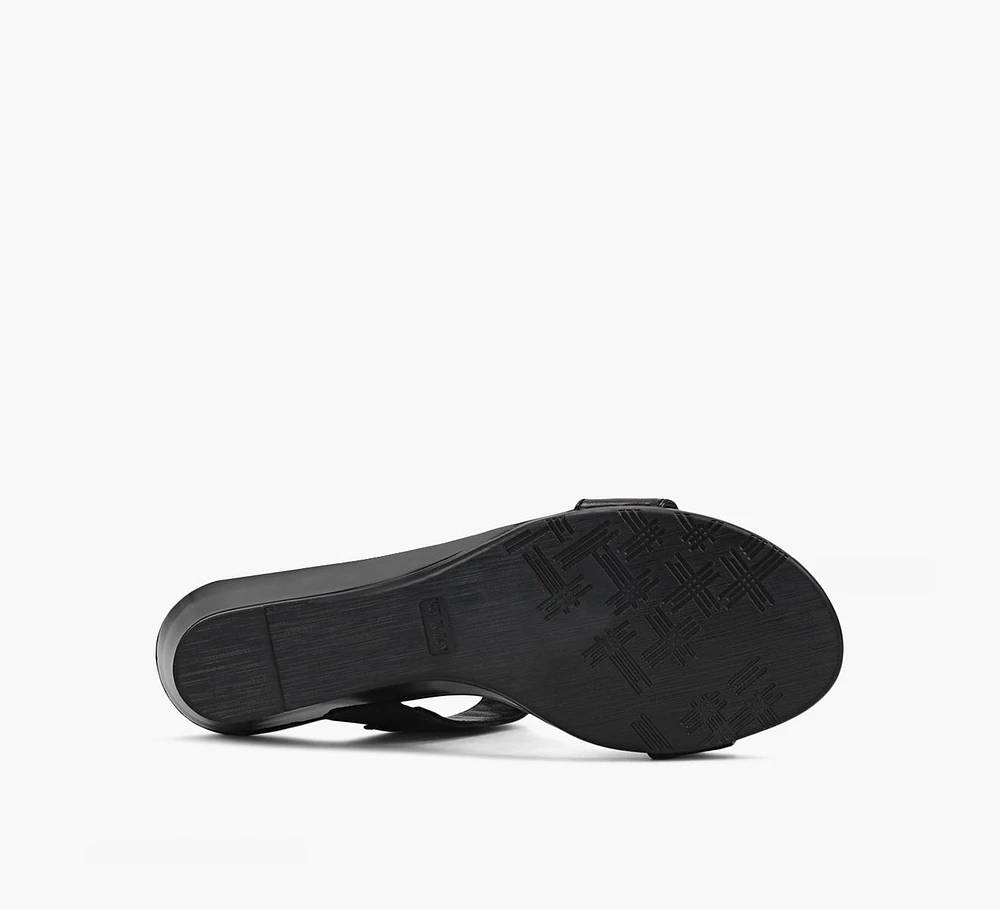 CORA SANDAL
