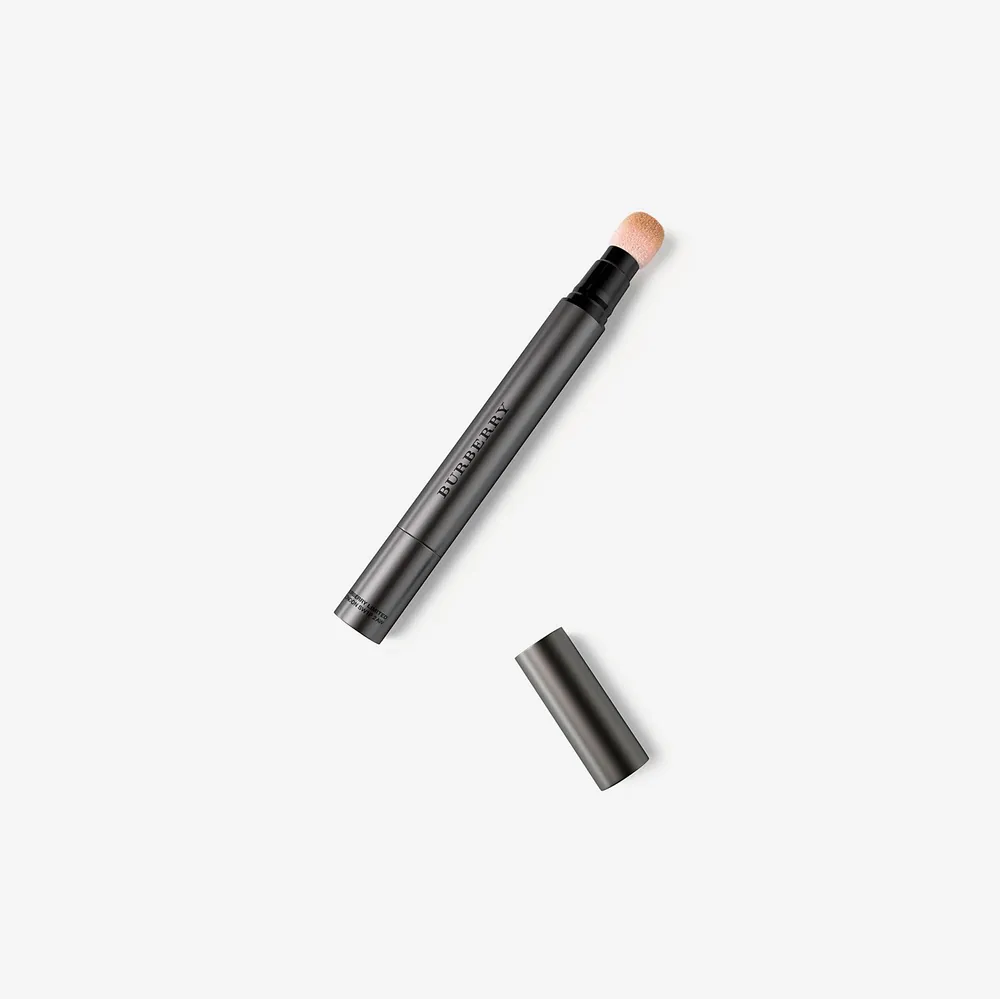 Burberry Cashmere Concealer – Porcelain No.01 in Porcelain 01 MISCELLANEOUS - Women | Burberry® Official