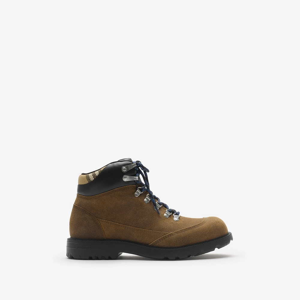 Suede Moor Hiking Boots in Jute - Men | Burberry® Official
