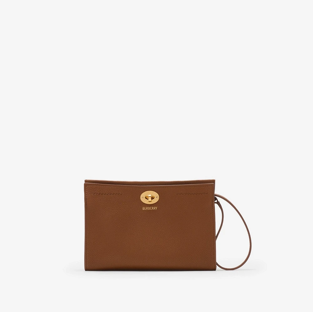 Cotswolds Pouch in Hazel - Women, Leather | Burberry® Official