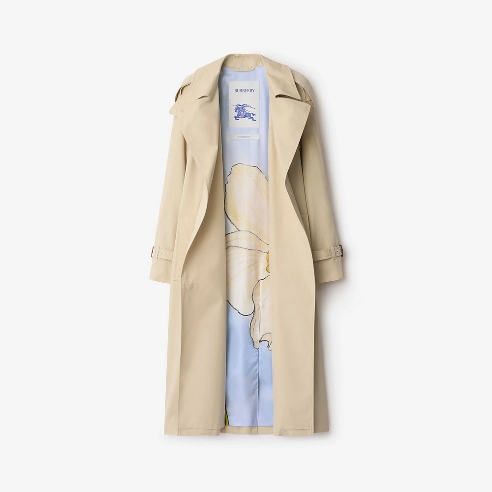 Long Highgrove Castleford Trench Coat in Nutmeg - Women, Cotton | Burberry® Official