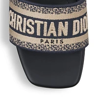Dway Heeled Slide