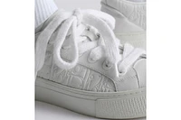B33 Spin Sneaker
