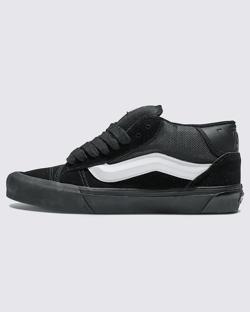 Knu Mid Shoe