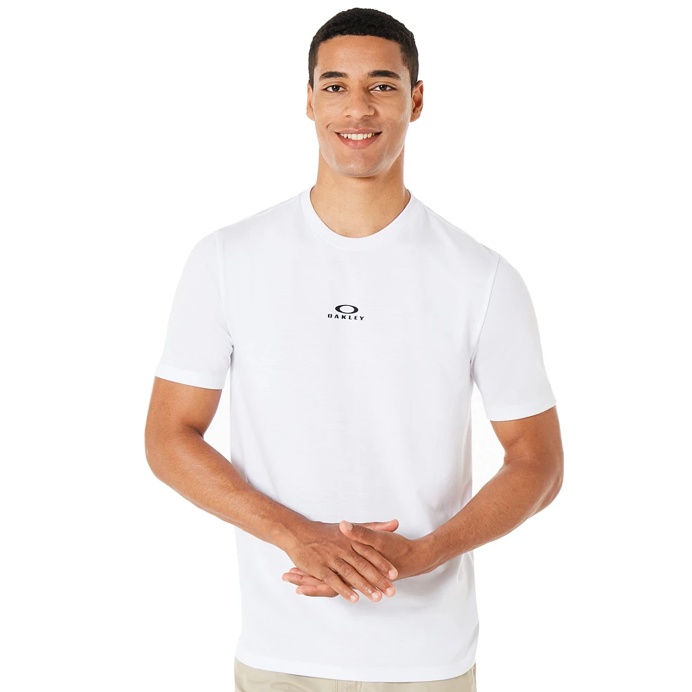 Oakley Men's Bark New Short Sleeve Size: