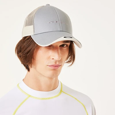 Oakley Men's Classic Trucker Hat