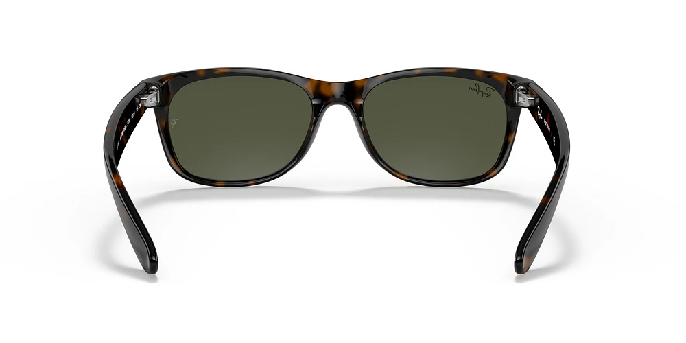 RB2132F New Wayfarer Classic