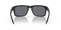 OO9102 Standard Issue Holbrook™ Multicam® Black Collection