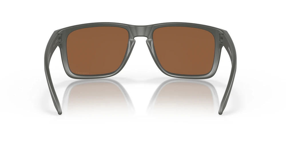 OO9417 Standard Issue Holbrook™ XL OD Green Collection