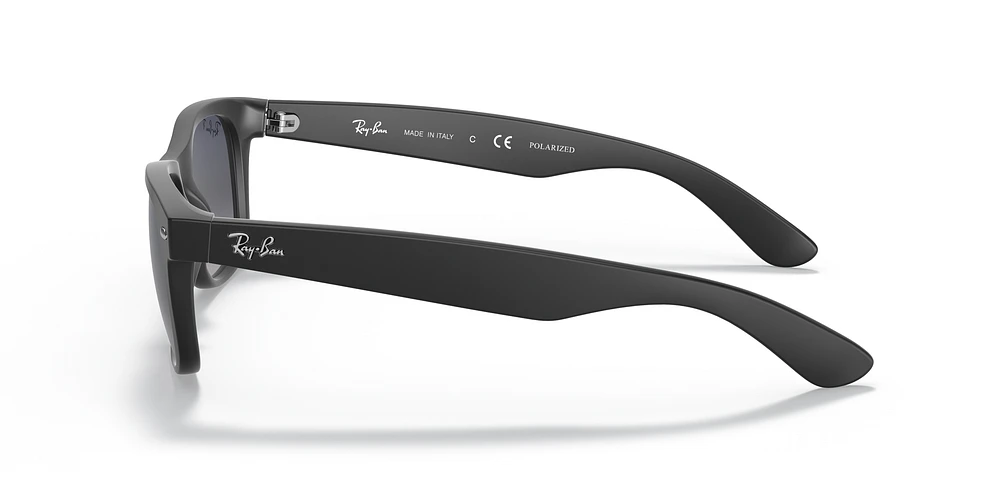 RB2132F New Wayfarer Classic