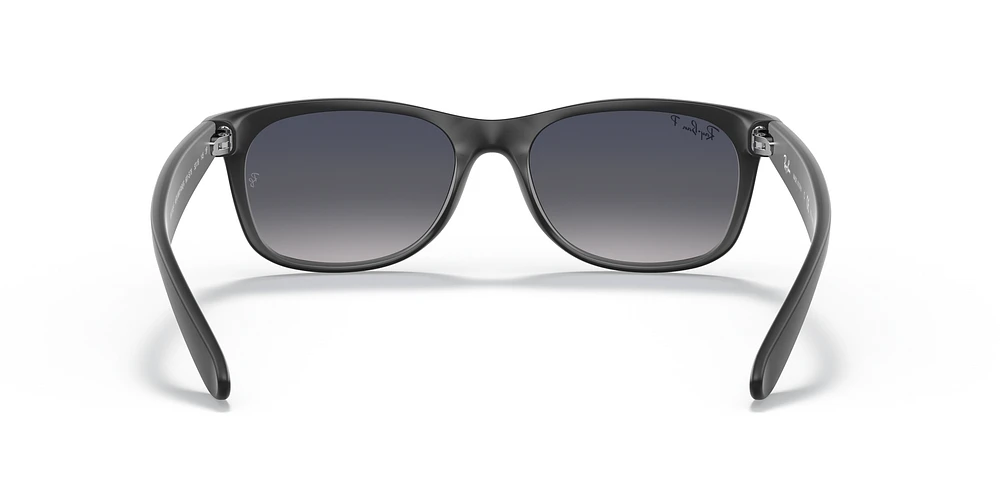 RB2132F New Wayfarer Classic