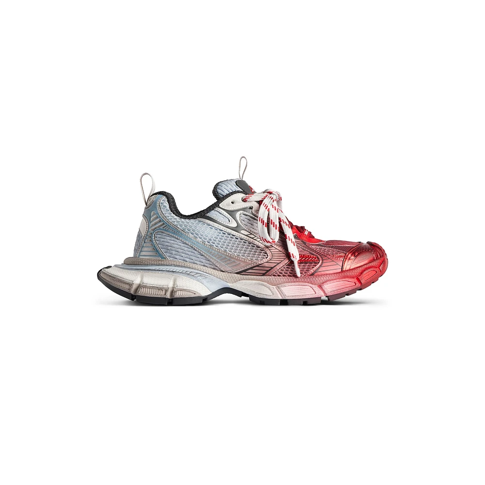 3xl toe spray sneaker