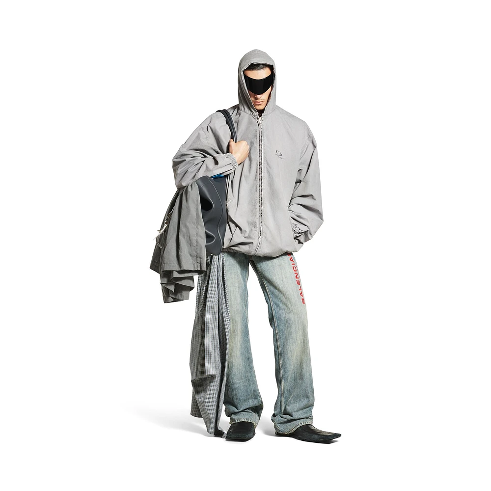 oversized zip-up hoodie