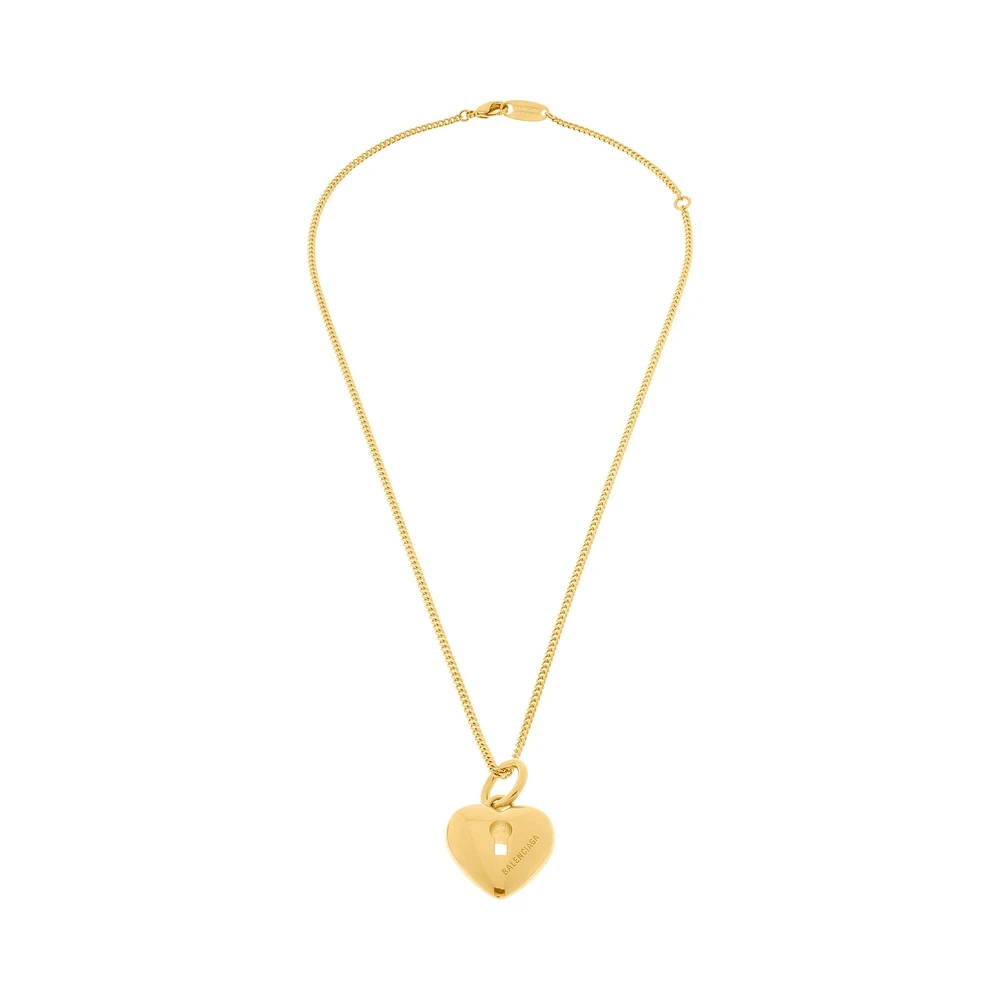 amour heart necklace
