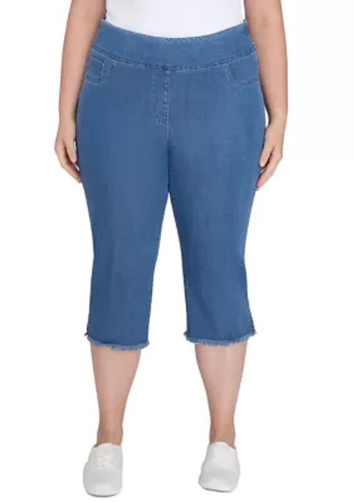 Women's Soft Denim Pull On Fringe Capri Pants