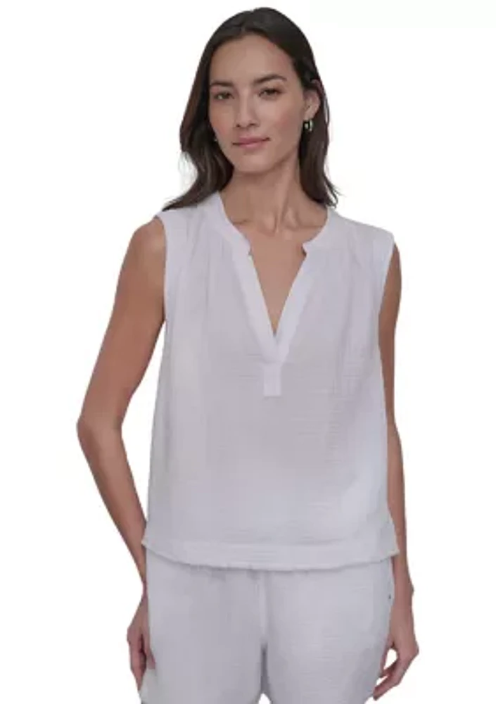 Women's Sleeveless Split Neck Gauze Popover Blouse