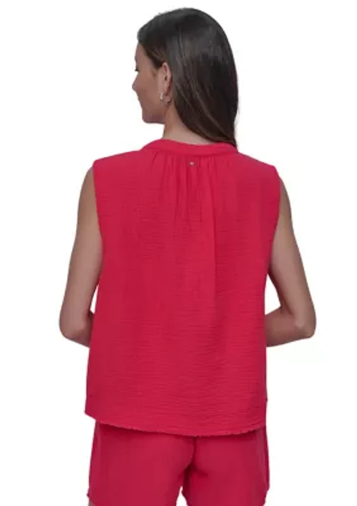 Women's Sleeveless Split Neck Gauze Popover Blouse