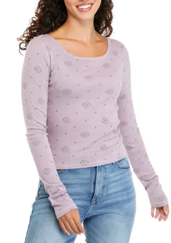 Juniors' Long Sleeve Ribbed Scoop Neck T-Shirt