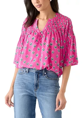 Women's 3/4 Flutter Sleeve Pintuck Printed Top
