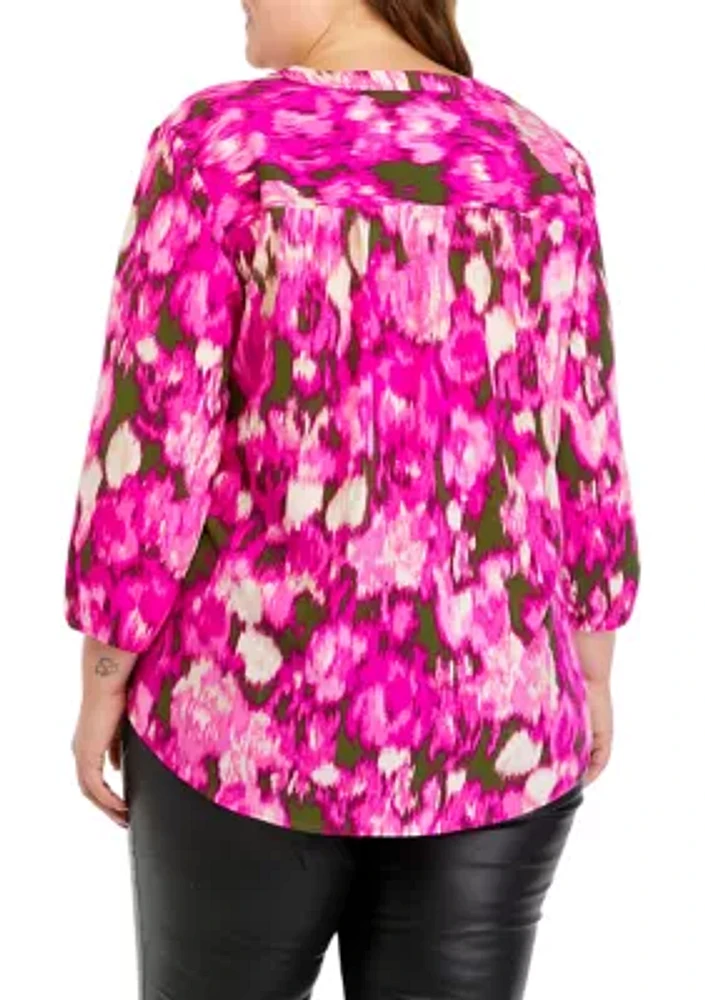 Plus 3 Quarter Sleeve V-Neck Pleat Front Tunic Top