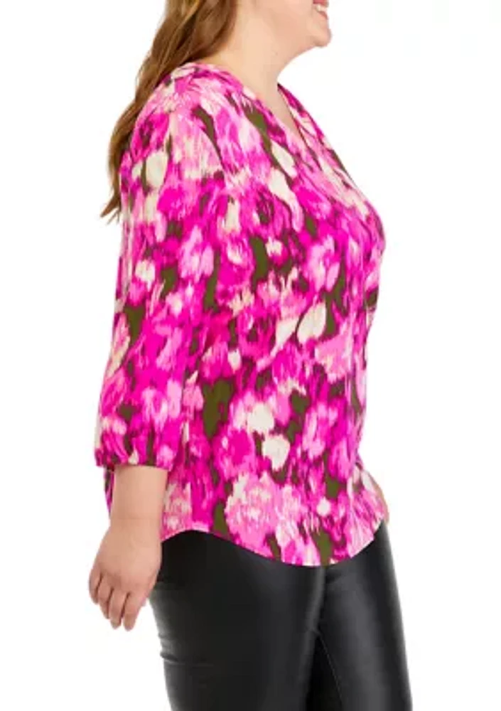 Plus 3 Quarter Sleeve V-Neck Pleat Front Tunic Top