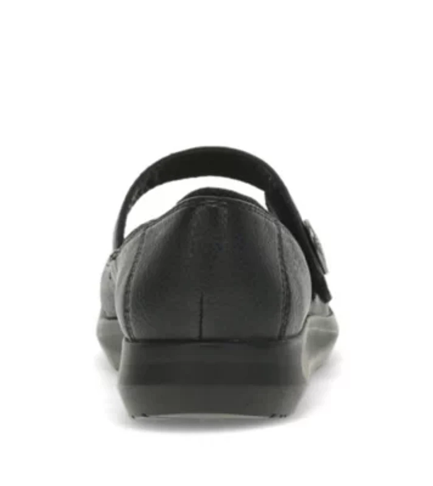 Joesie Mary Jane Flat