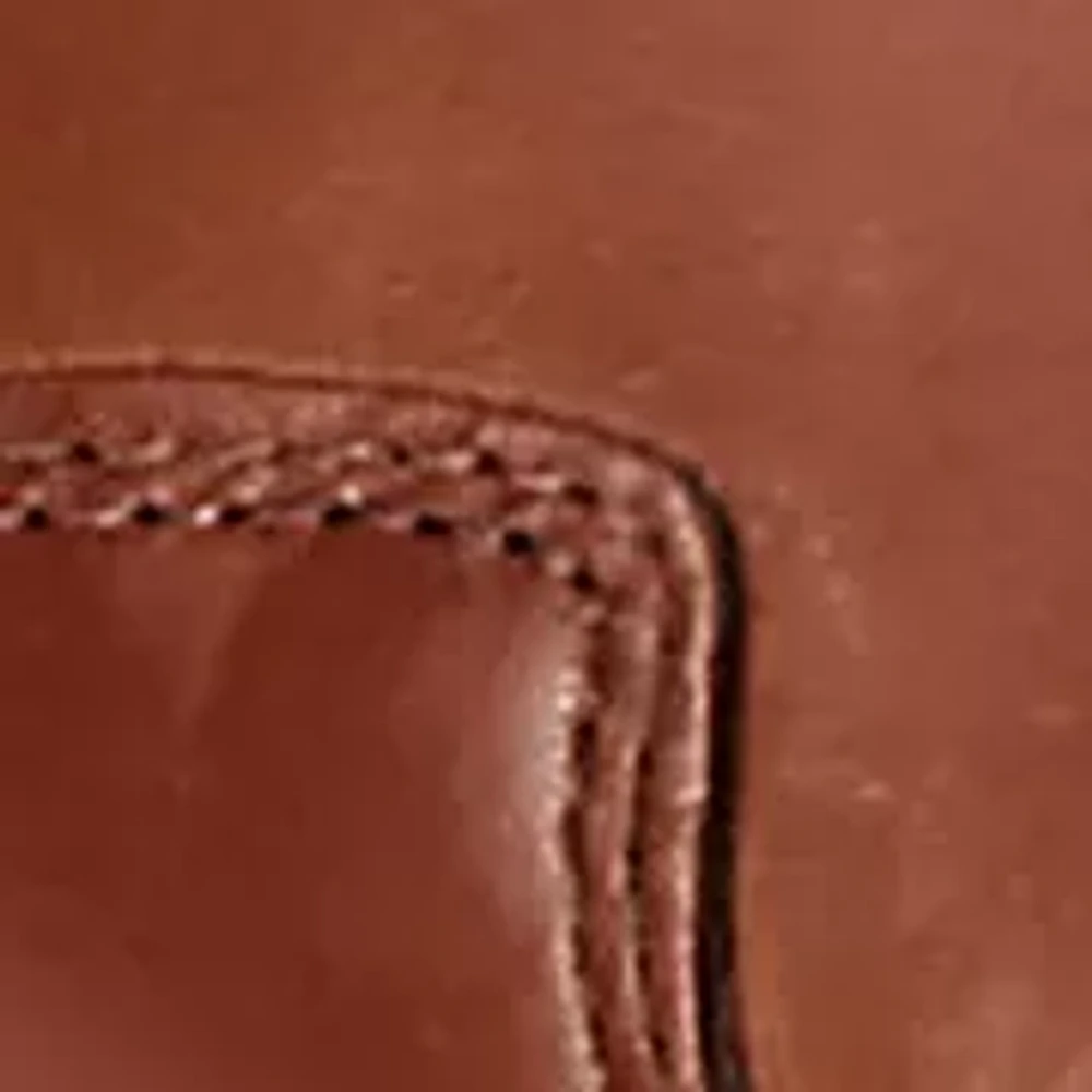 Train 85 Leather Sneakers