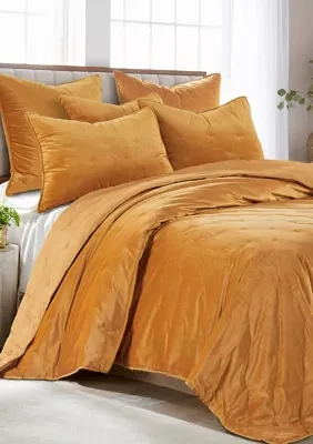 BH Calabria Velvet Ochre Twin Quilt