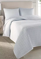 Global Geo Print Reversible Quilt Set