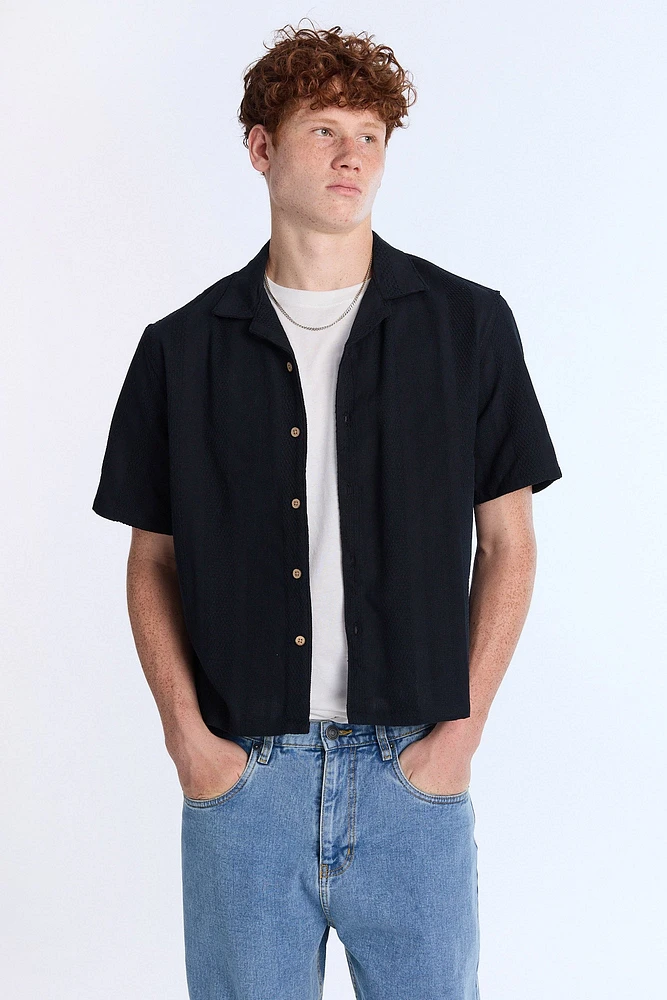 Textured Knit Short Sleeve Shirt