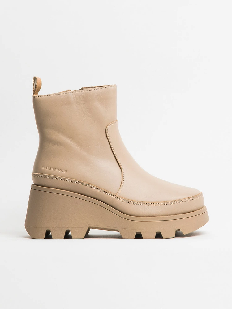 WOMENS COUGAR VILLA BOOT - CLEARANCE