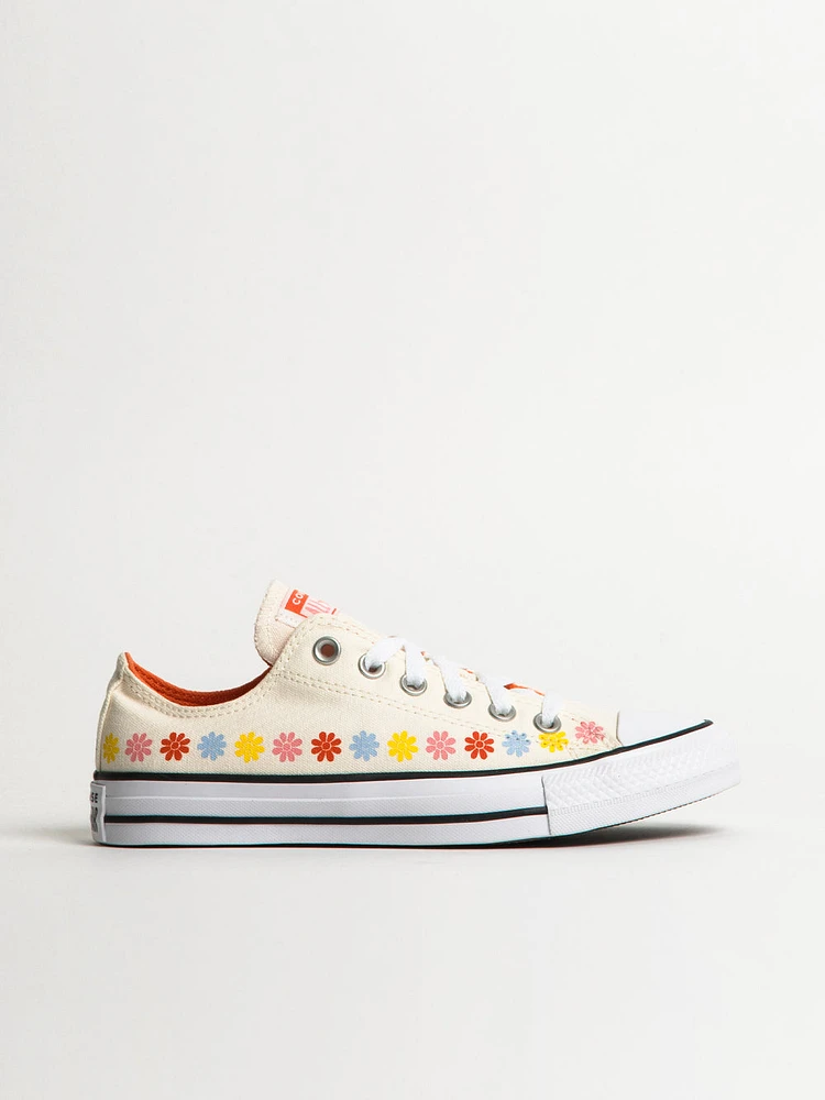 WOMENS CONVERSE CHUCK TAYLOR ALL-STARS OX SNEAKER - CLEARANCE