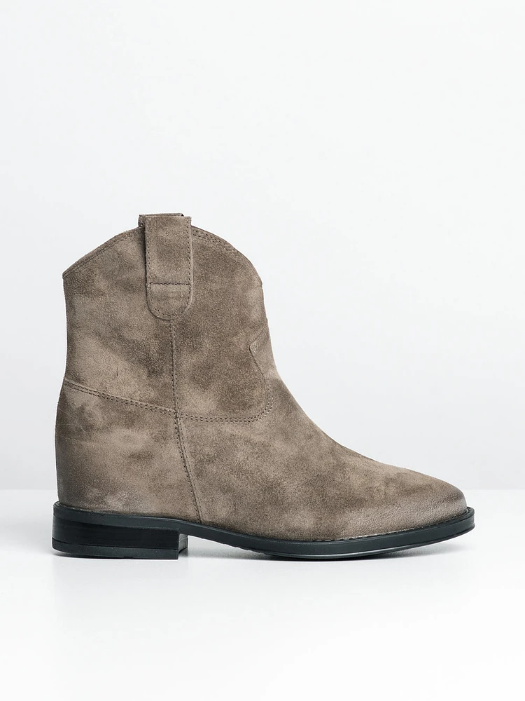 WOMENS GWEN - CLEARANCE