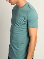 VICTOR CREWNECK TEE