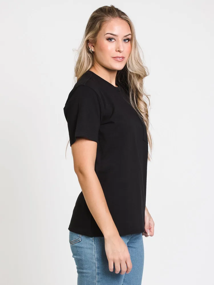 T-SHIRT À POCHES POUR FEMMES