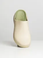 WOMENS COUGAR SVEN SLIP ON - CLEARANCE