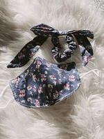 MASQUE ET NŒUD FLORAL