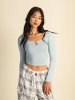 HARLOW PENNY KEYHOLE LONG SLEEVE TEE - LIGHT BLUE CLEARANCE